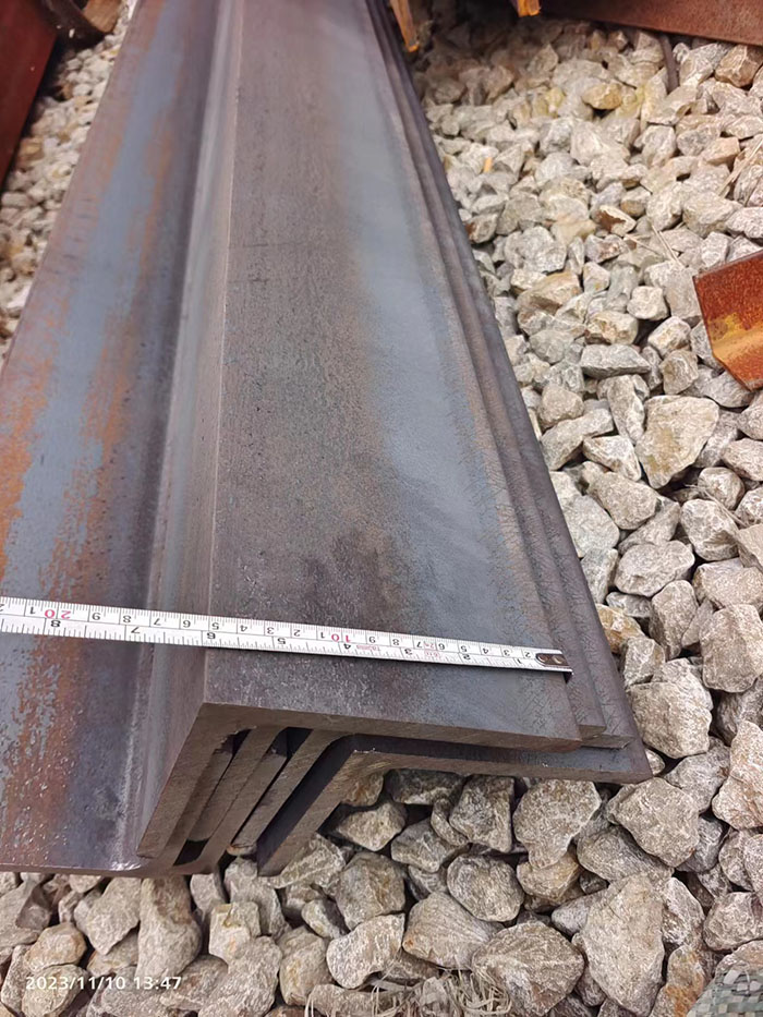 Q420C角鋼現(xiàn)貨規(guī)格∠300×300×28mm